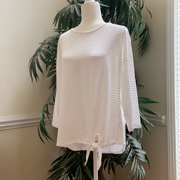 Chico's Tops - Chico’s white lightweight sweater w/frontside tie